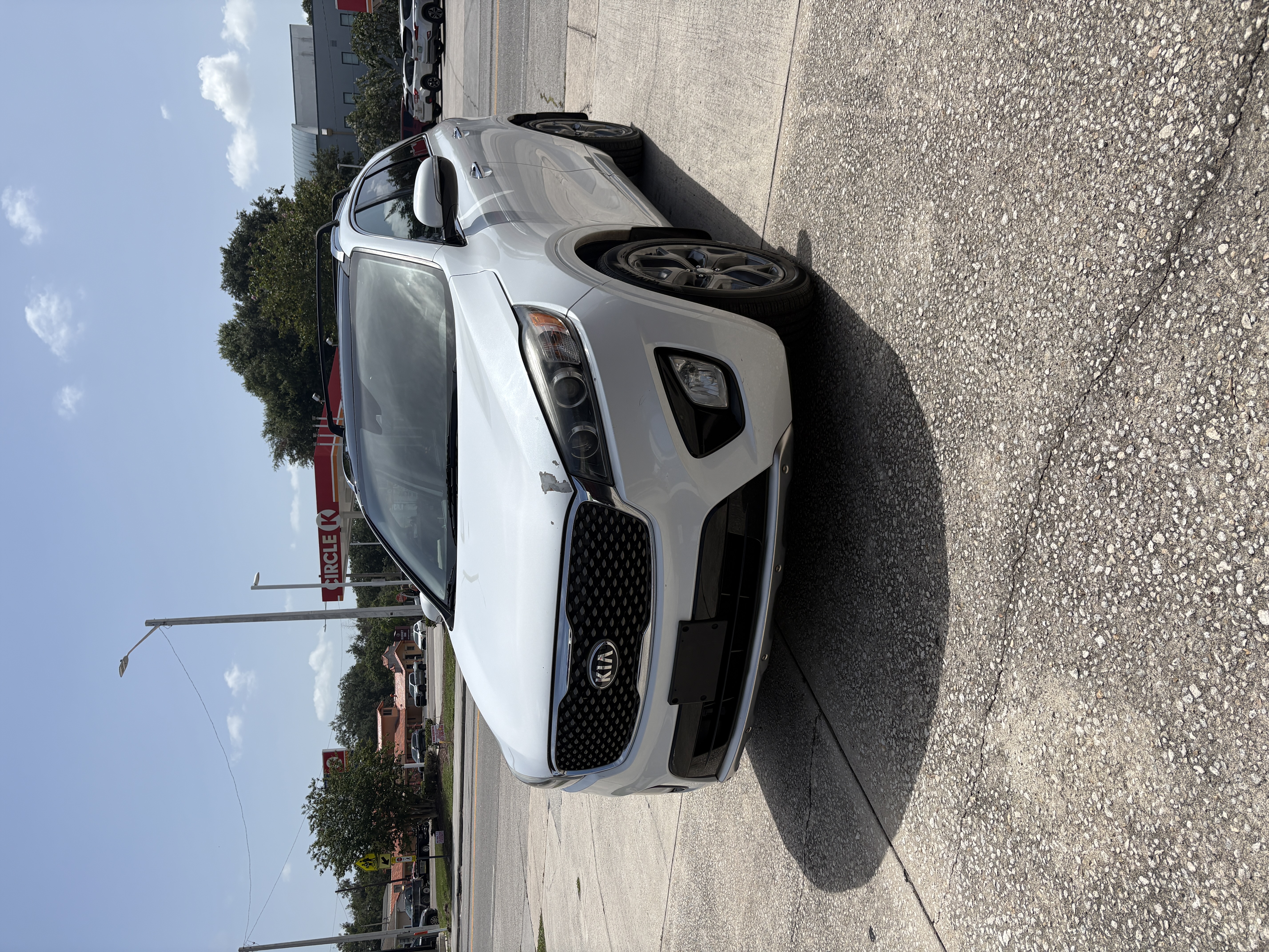 Used 2017 Kia Sorento SX FWD image 16