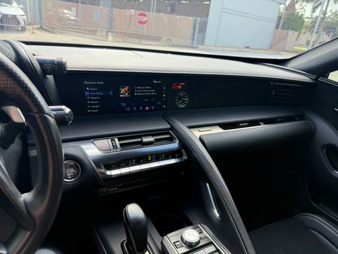 Used 2018 Lexus LC 500 Coupe image 19