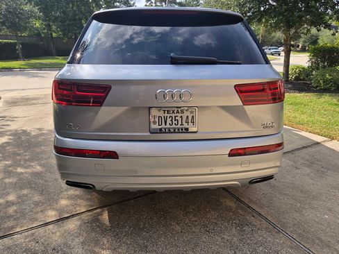 Used 2017 Audi Q7 3.0T Premium Plus image 6