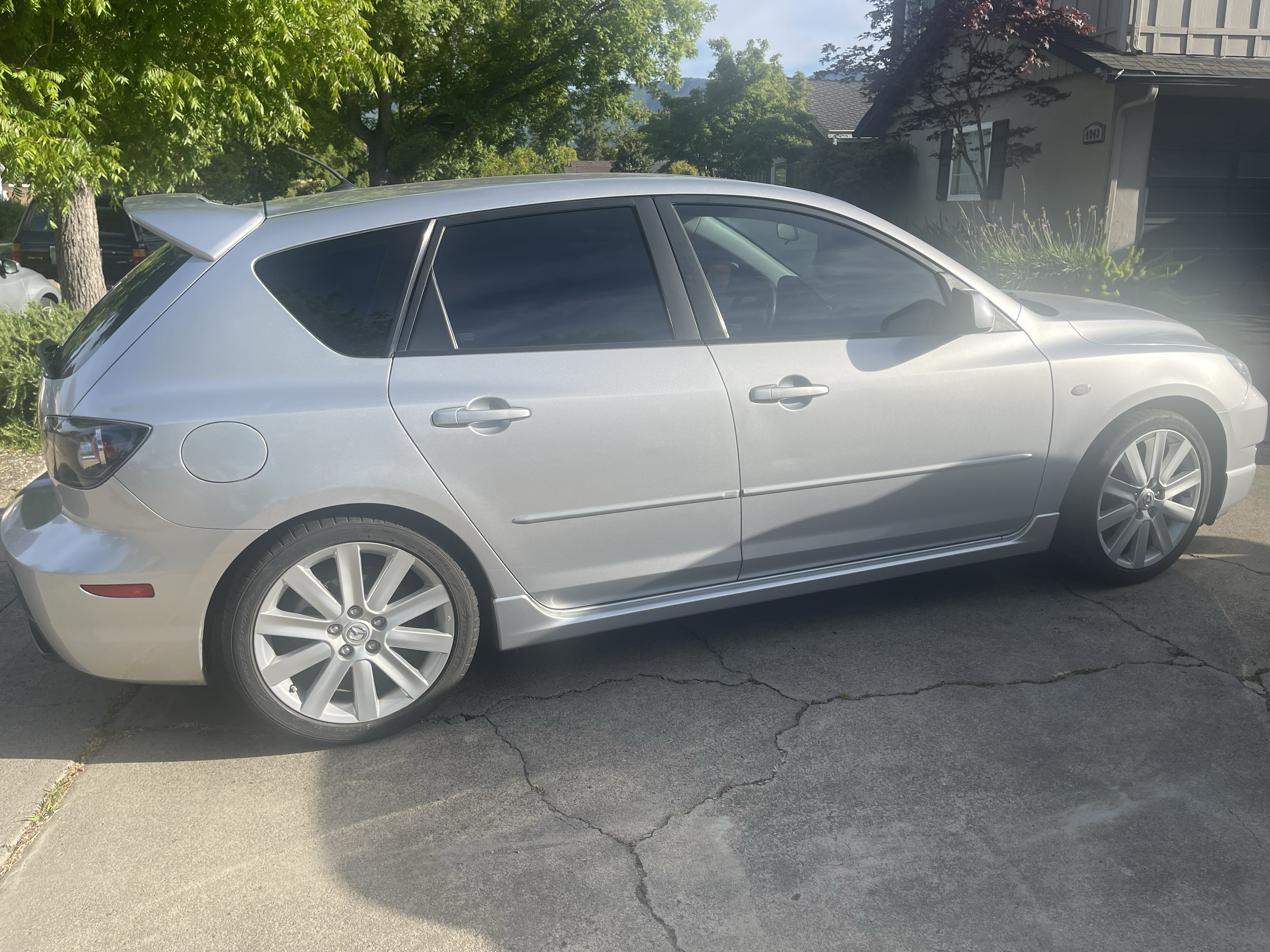Used 2008 MAZDA MAZDA3 FWD image 4
