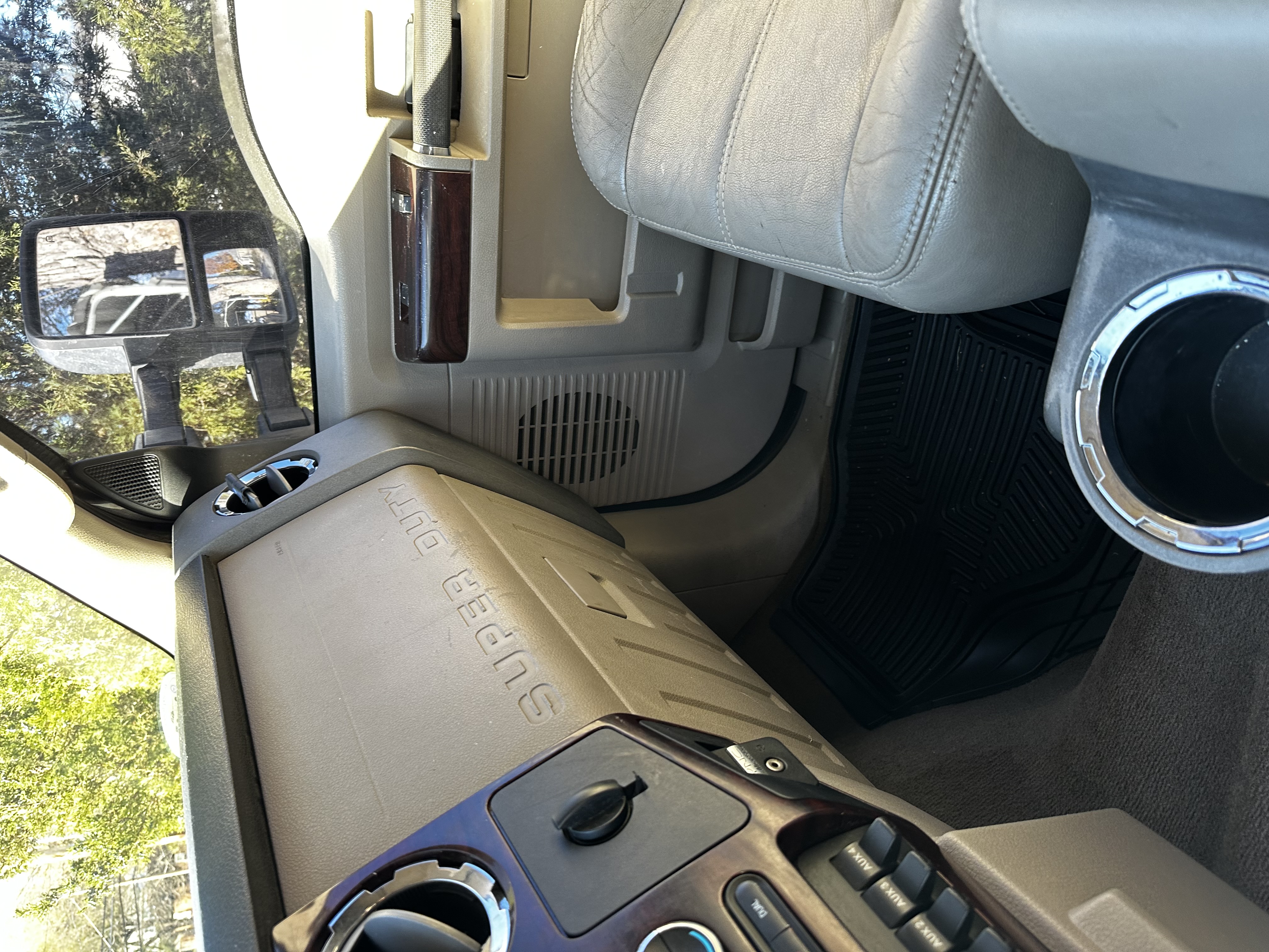 Used 2009 Ford F250 King Ranch AWD/4WD image 8