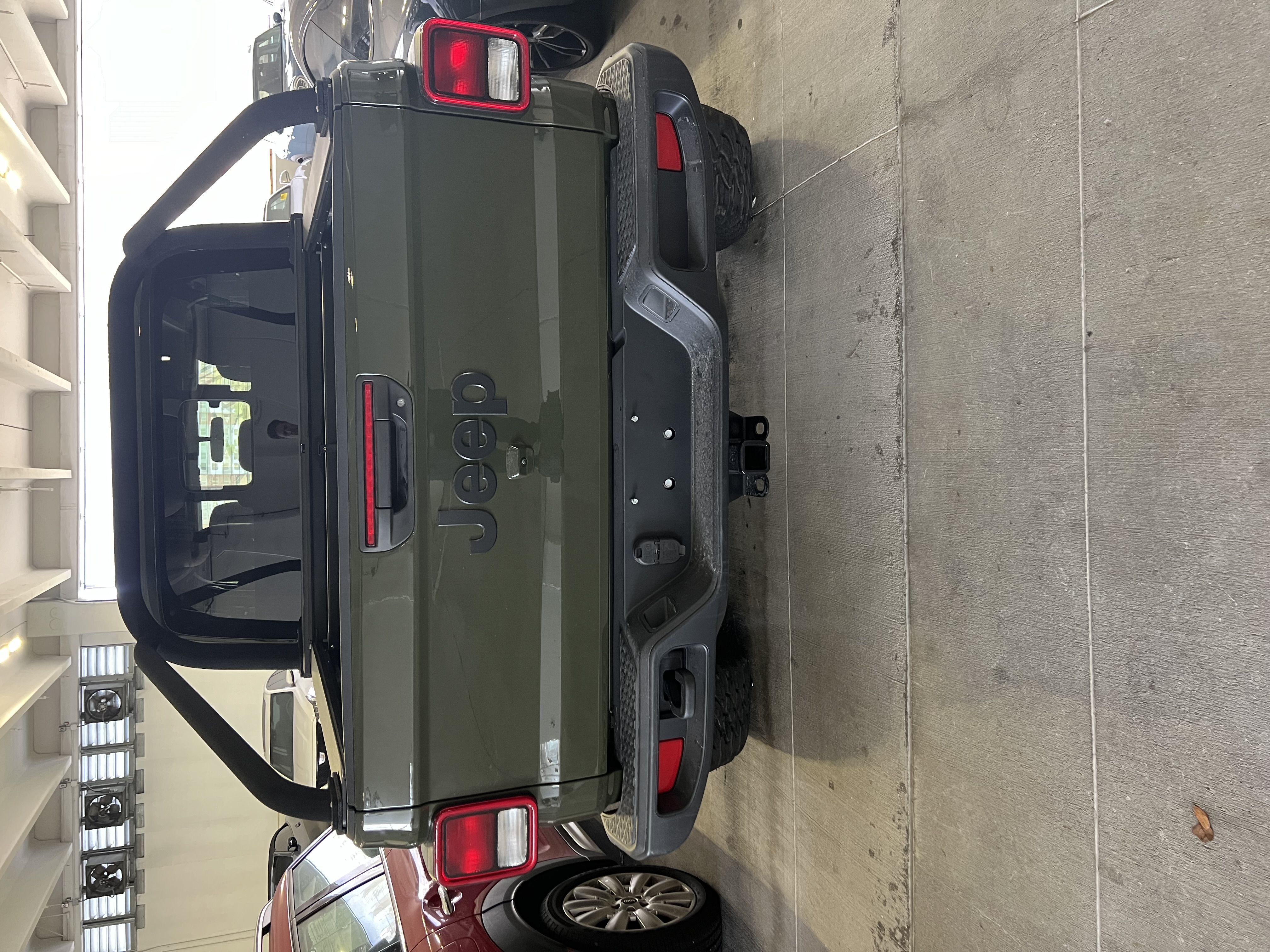Used 2023 Jeep Gladiator Sport AWD/4WD image 14