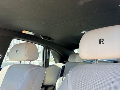 Used 2017 Rolls-Royce Ghost image 17