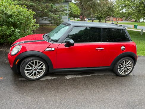 Used 2008 MINI Cooper S FWD image 2