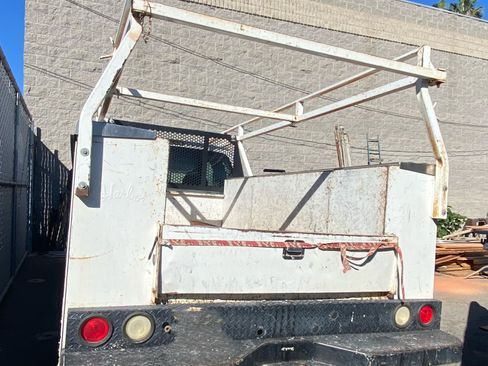 Used 2008 Ford F350 2WD SuperCab Super Duty image 4