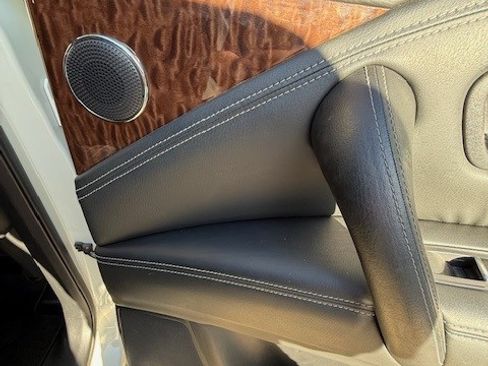 Used 2017 Nissan Armada SL w/ Moonroof Package image 12