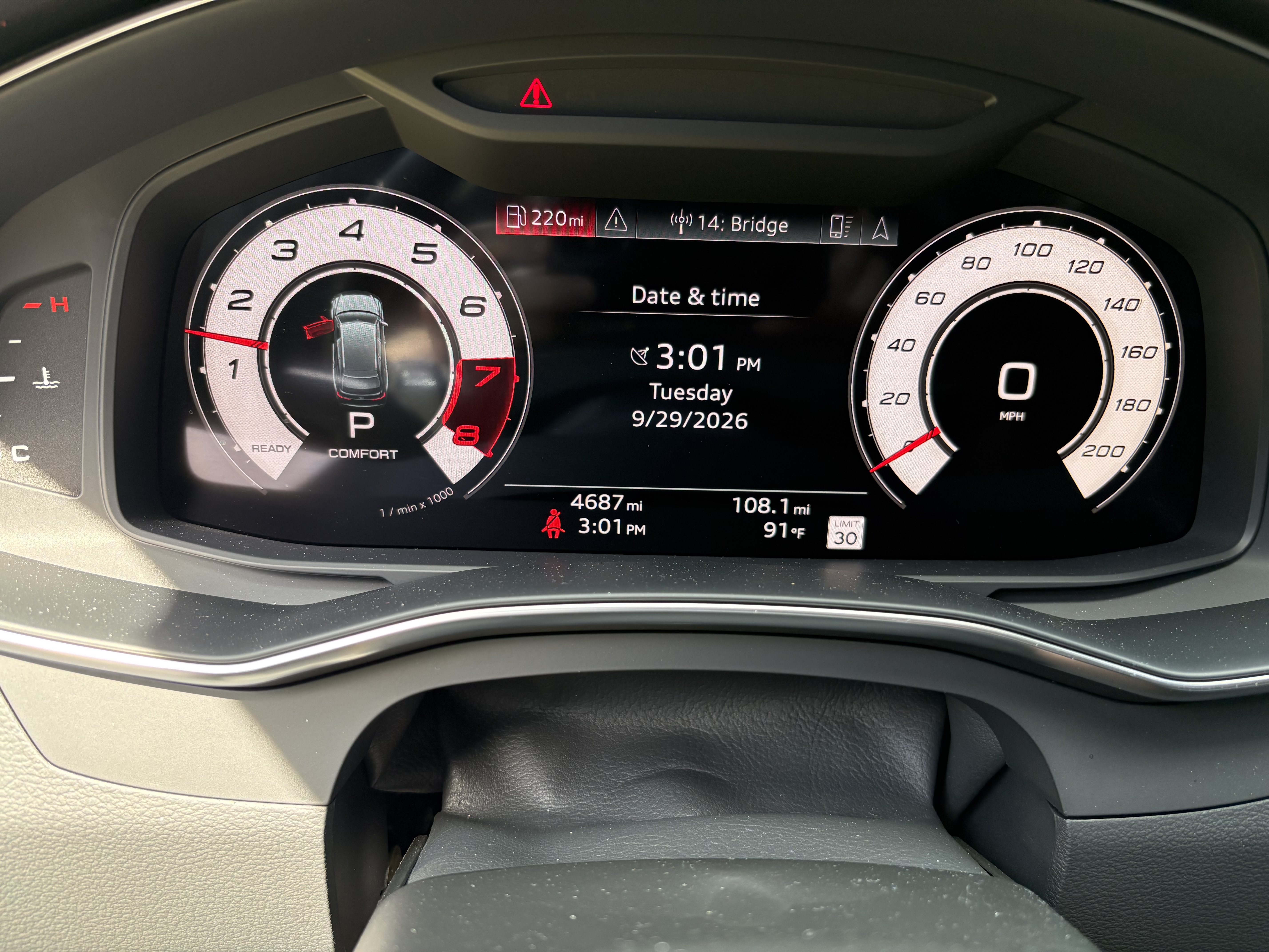 Used 2025 Audi RS 6 performance AWD/4WD image 5