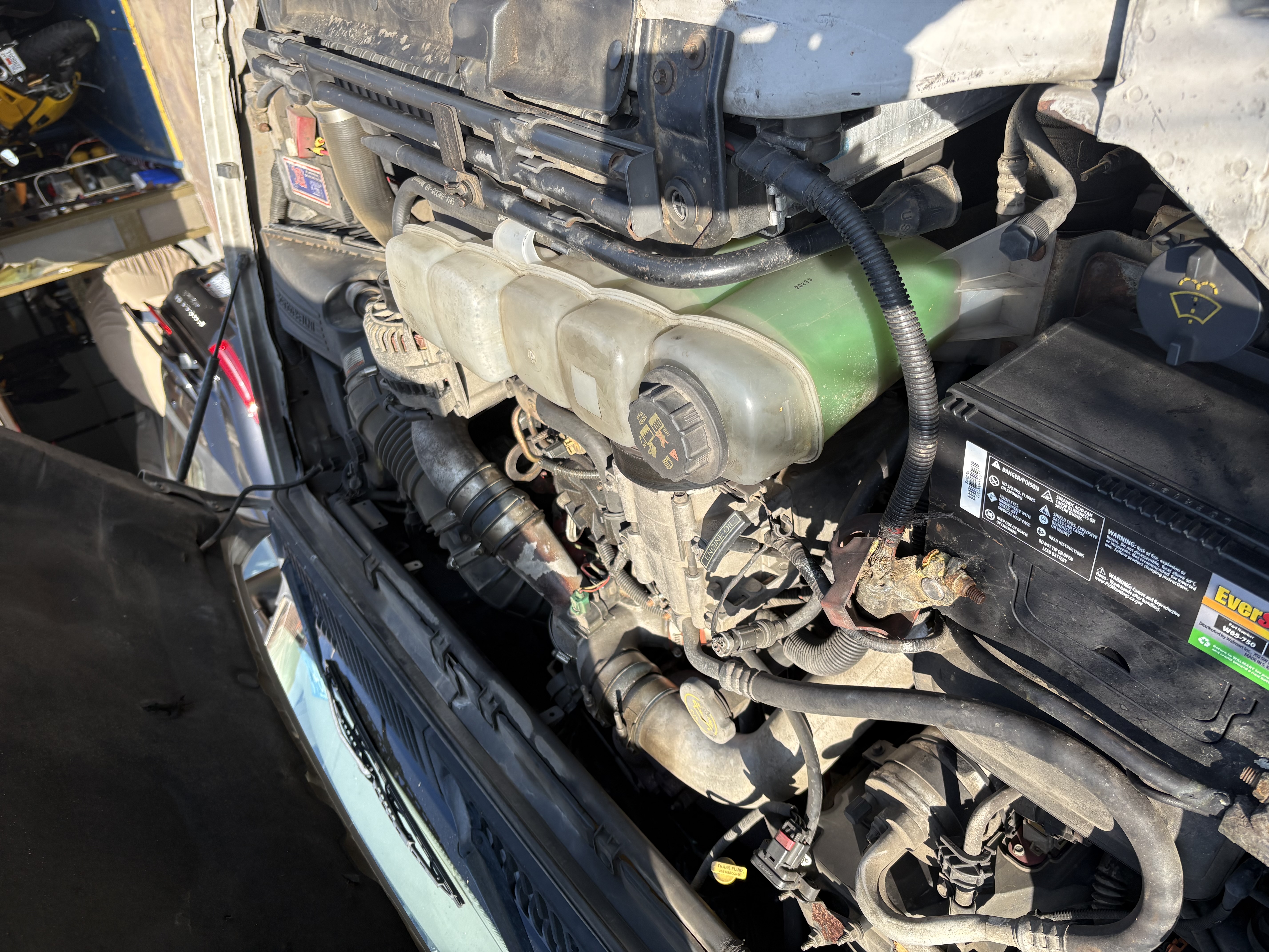 Used 1999 Ford F550 2WD Crew Cab Super Duty image 14
