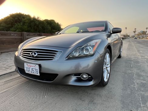 Used 2012 INFINITI G37 Journey w/ Premium Pkg RWD image 8
