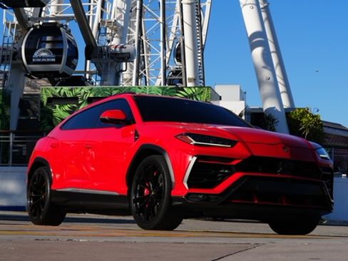 Used 2019 Lamborghini Urus image 6