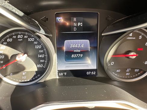 Used 2016 Mercedes-Benz C 300 Sedan image 16