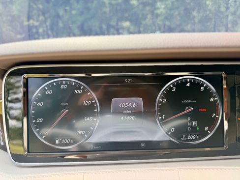 Used 2017 Mercedes-Benz S 550 Cabriolet image 25