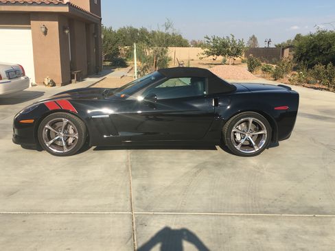 Used 2011 Chevrolet Corvette Grand Sport w/ Preferred Equipment Group RWD image 4
