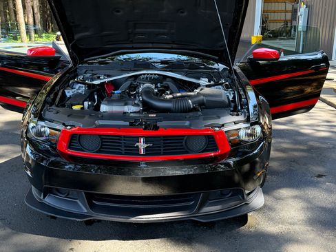 Used 2012 Ford Mustang Boss 302 RWD image 4