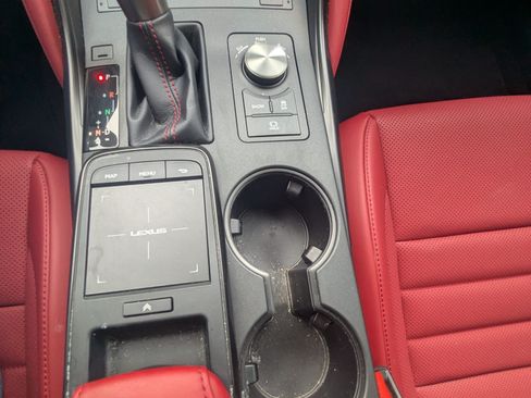 Used 2023 Lexus IS 350 F Sport image 10