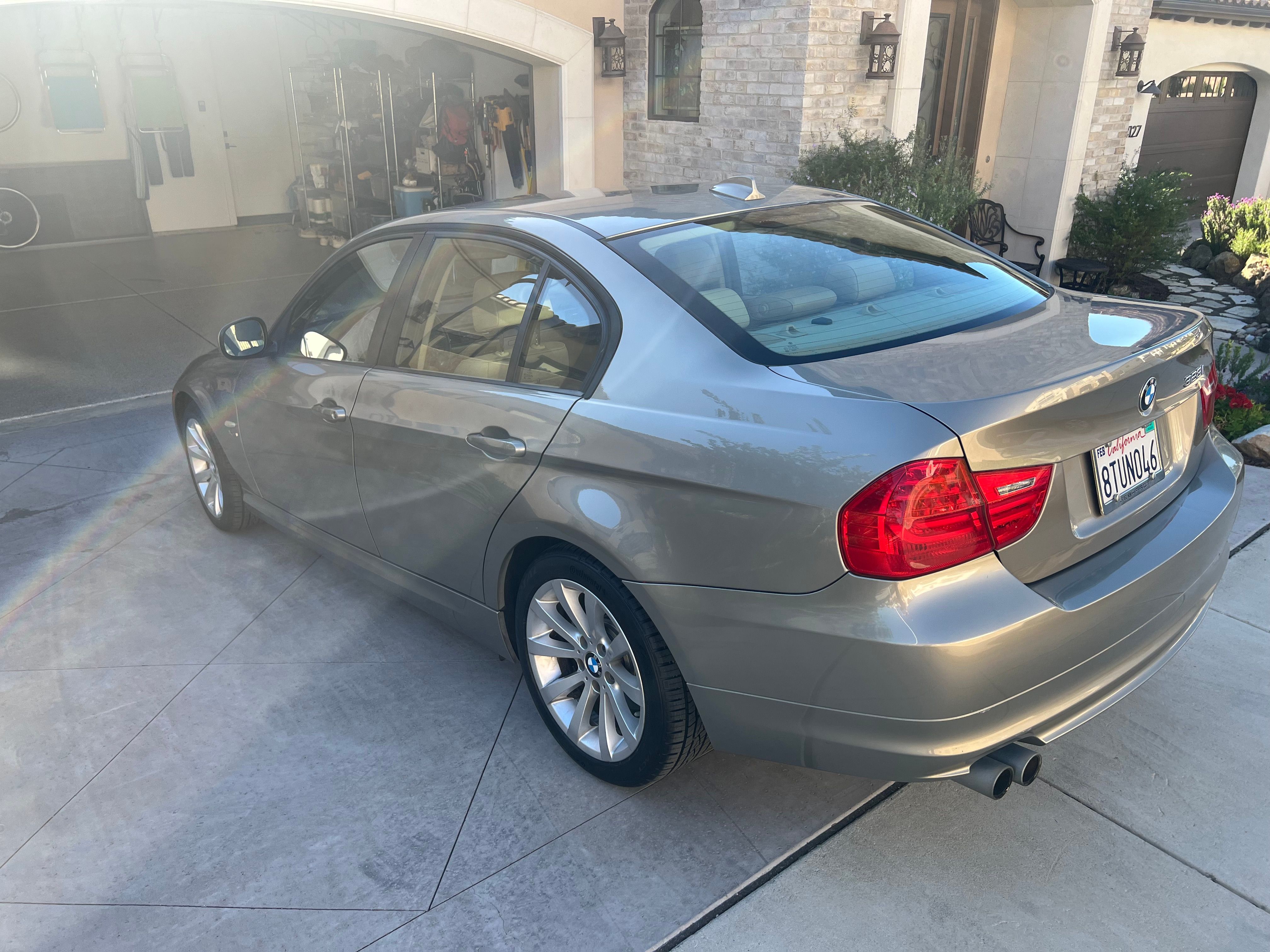 Used 2011 BMW 328i xDrive Sedan AWD/4WD image 6