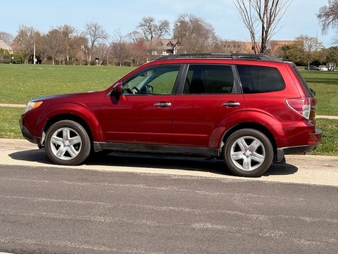 Used 2010 Subaru Forester 2.5X Limited w/ Popular Equipment Group 4B image 6