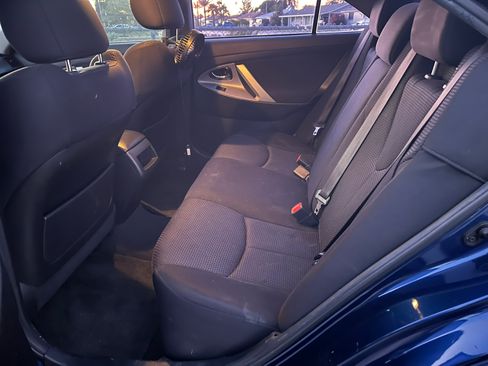 Used 2011 Toyota Camry SE image 8