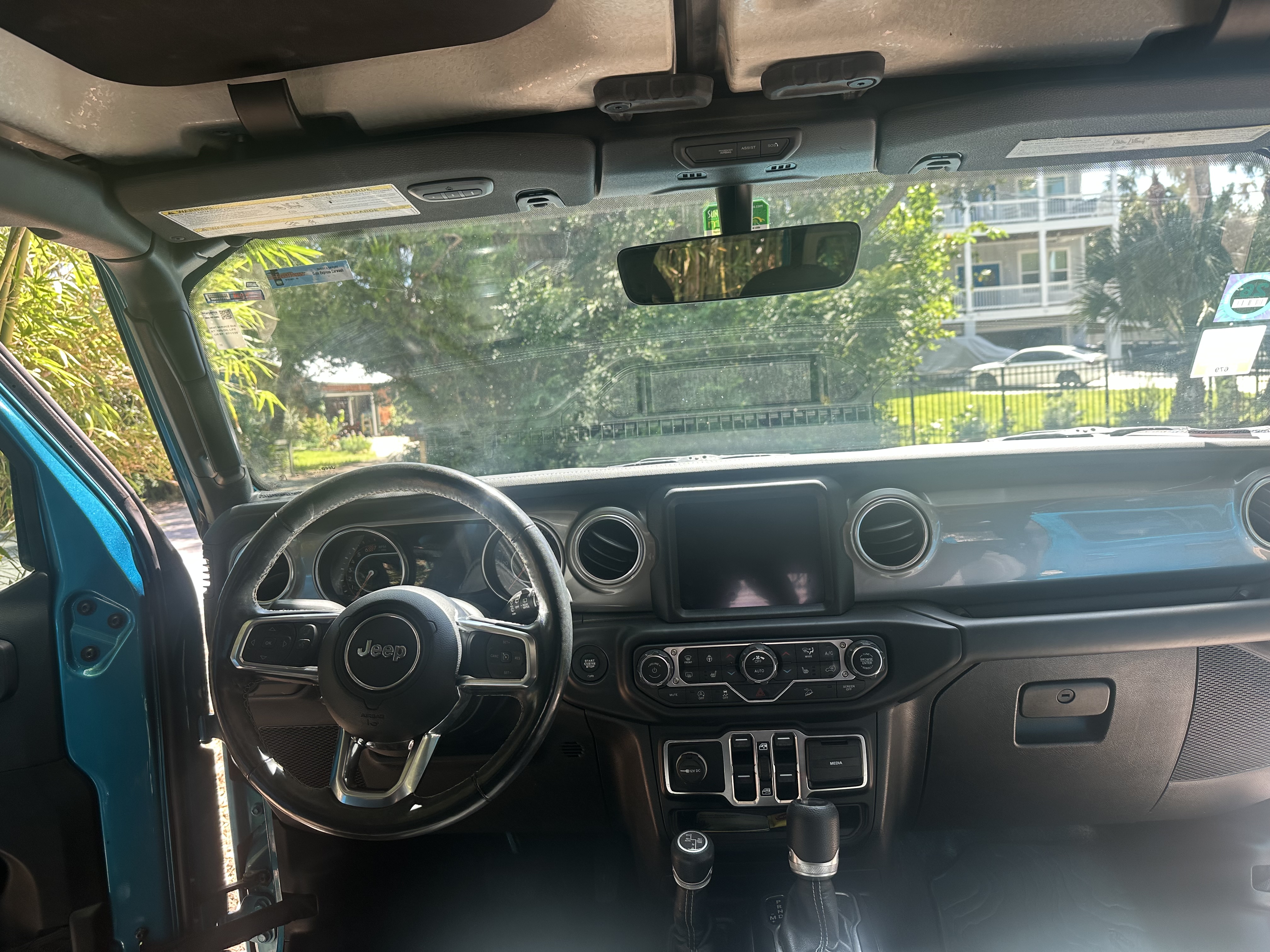 Used 2020 Jeep Wrangler Unlimited Sahara AWD/4WD image 8