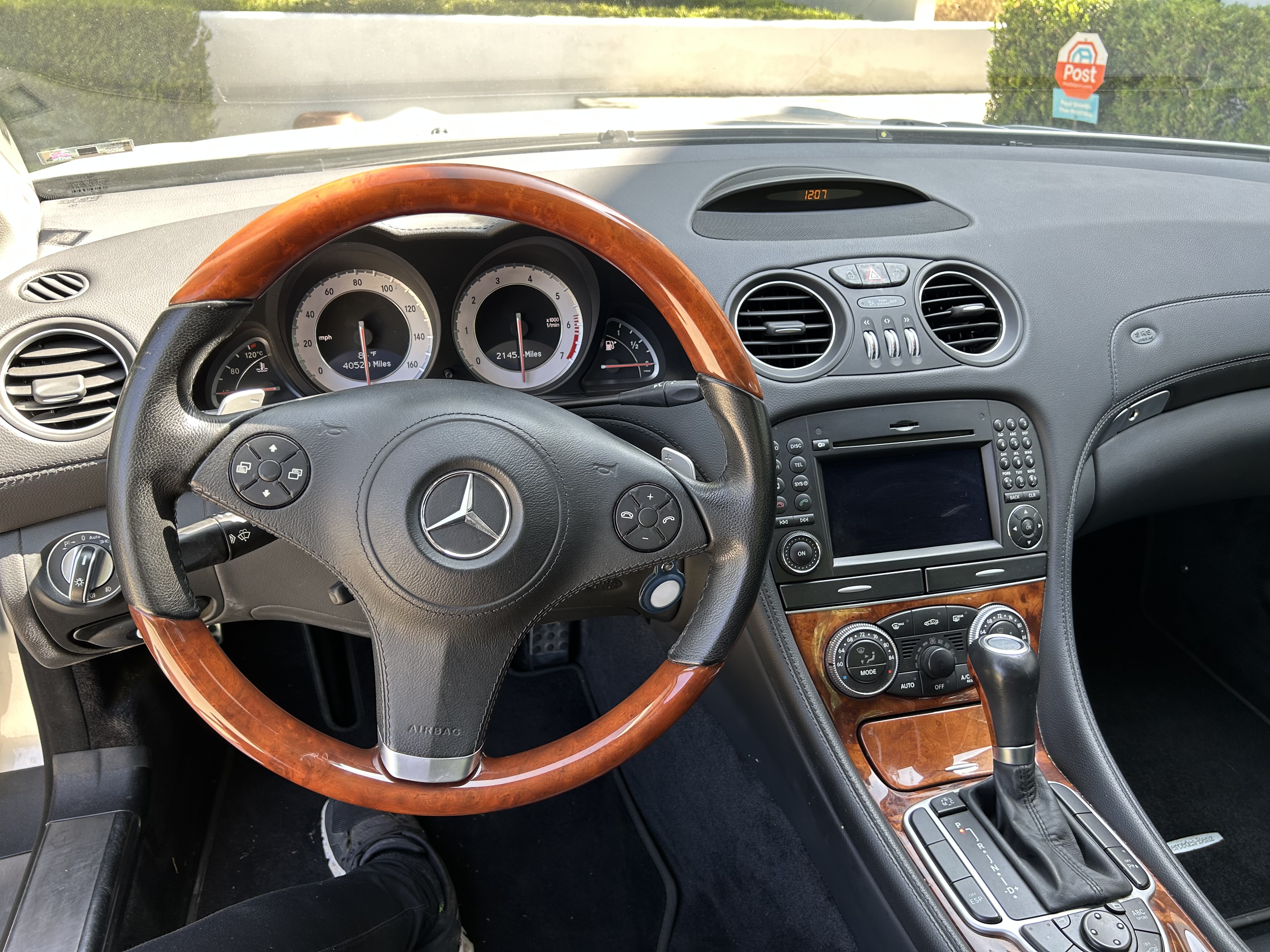 Used 2009 Mercedes-Benz SL 550 image 10