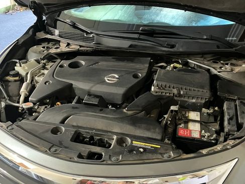 Used 2014 Nissan Altima 2.5 S FWD image 11