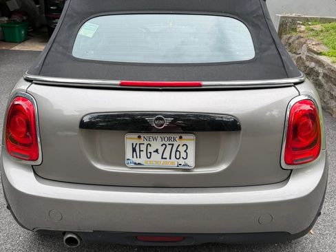 Used 2019 MINI Cooper Convertible w/ Signature Upholstery Package FWD image 5