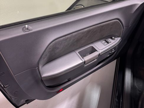 Used 2008 Dodge Challenger SRT8 image 12