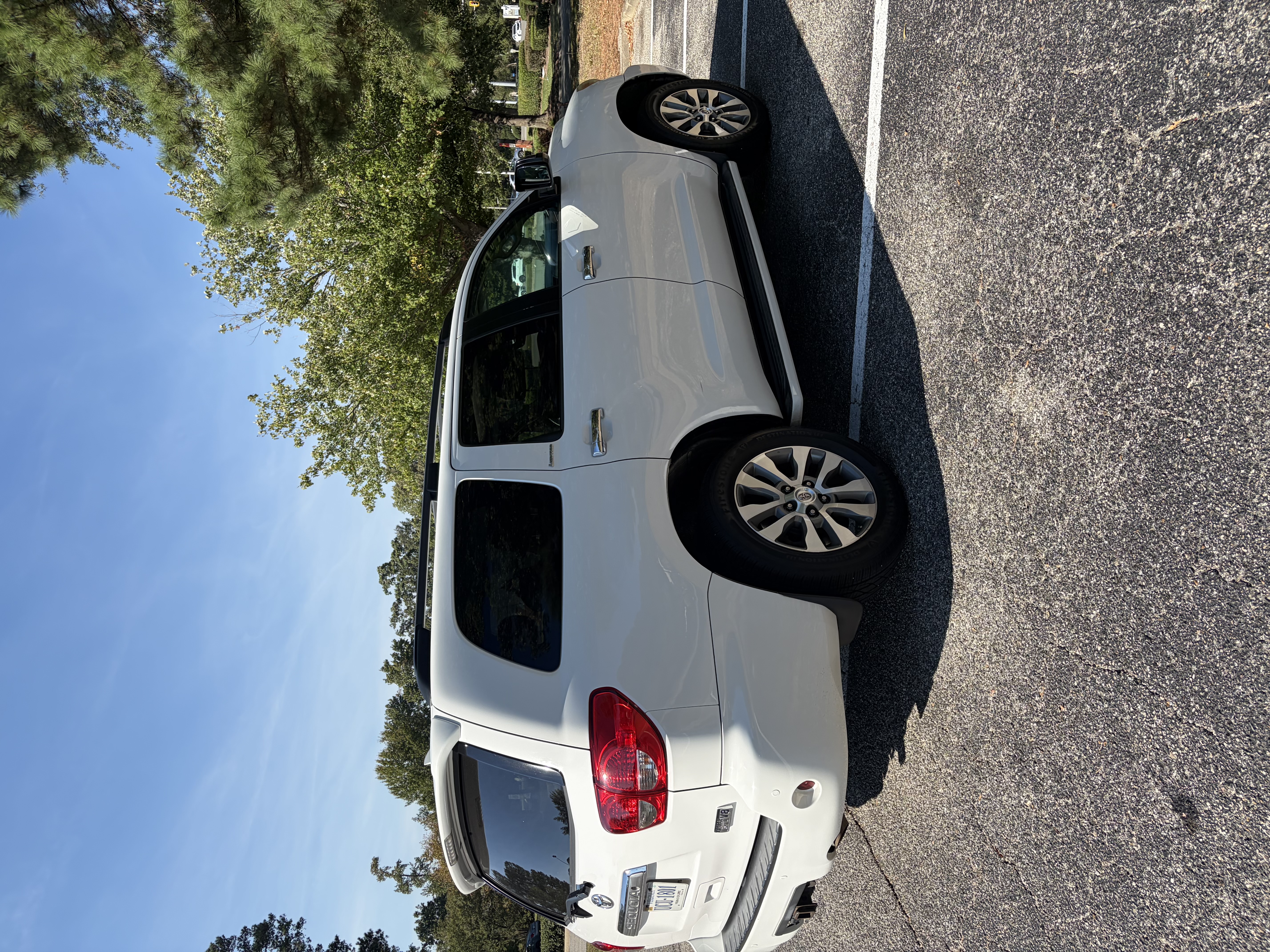 Used 2016 Toyota Sequoia Limited RWD image 1