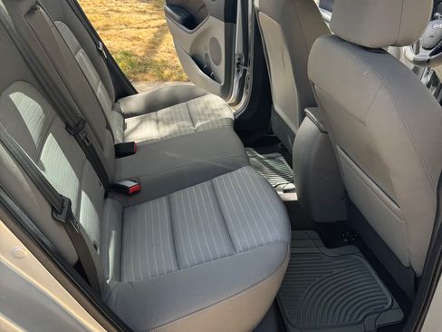 Used 2015 Kia Forte EX image 9