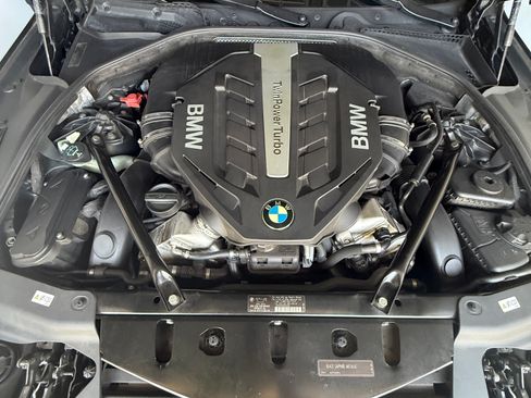 Used 2012 BMW 650i Convertible RWD image 12