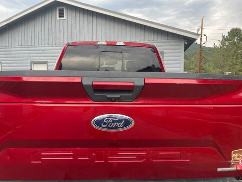 Used 2018 Ford F150 XLT w/ Equipment Group 302A Luxury image 9