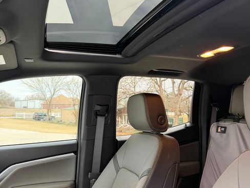 Used 2026 Chevrolet Colorado ZR2 w/ Technology Package image 14