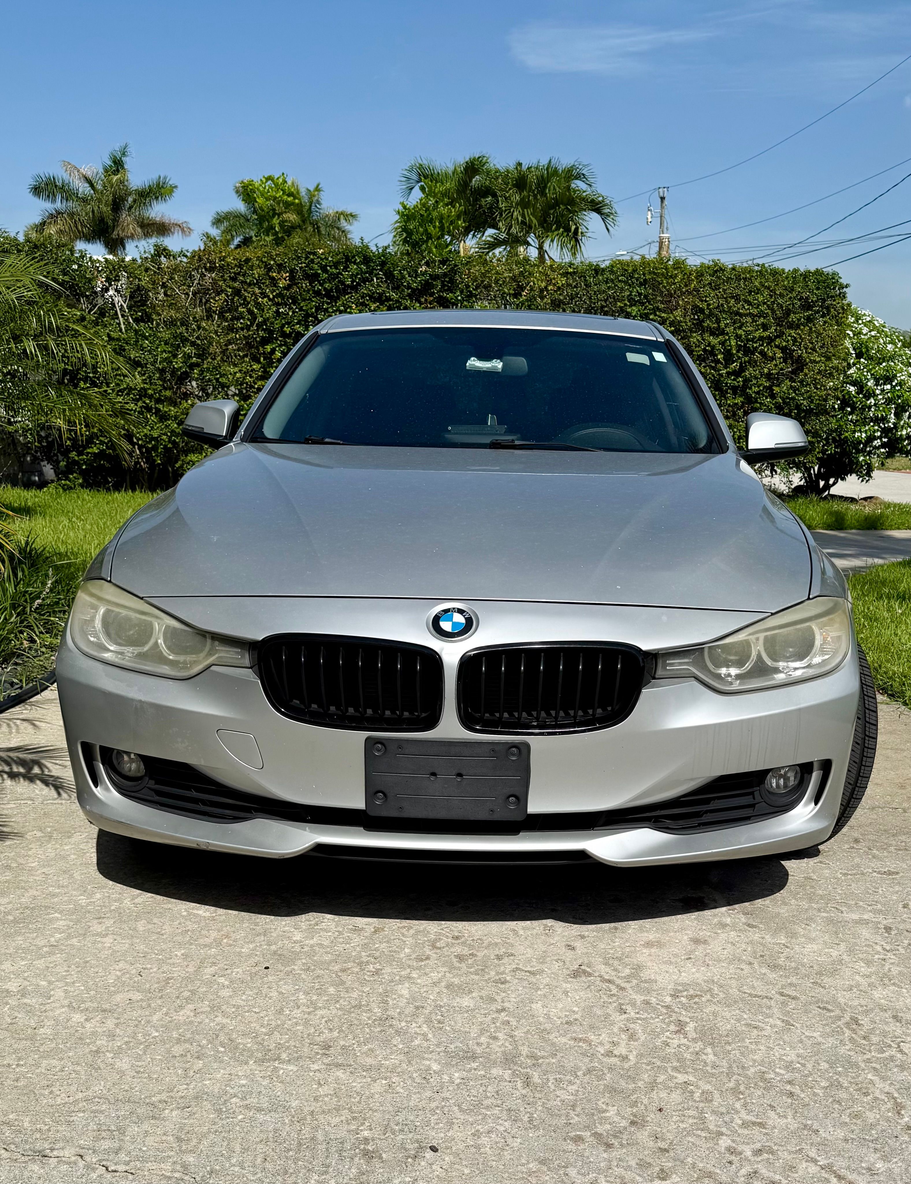 Used 2014 BMW 335i xDrive Sedan AWD/4WD image 1