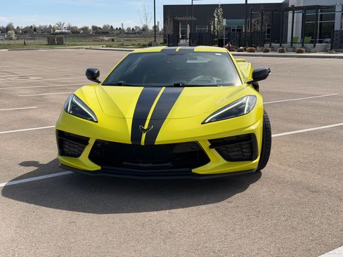 Used 2021 Chevrolet Corvette Stingray Premium Cpe w/ Z51 Performance Package image 25