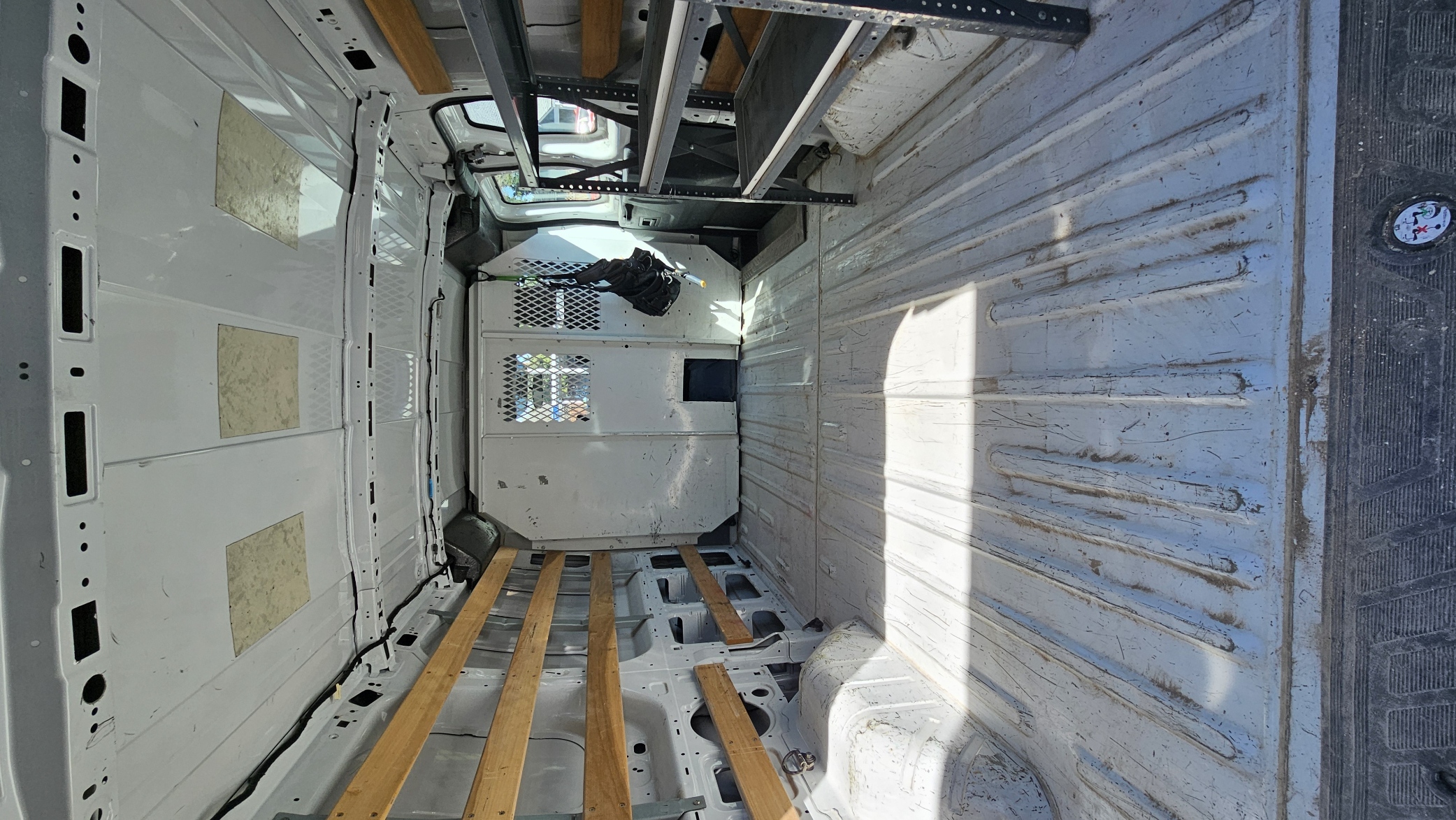Used 2015 Ford Transit 250 130 Low Roof w/ Exterior Upgrade Package RWD image 10