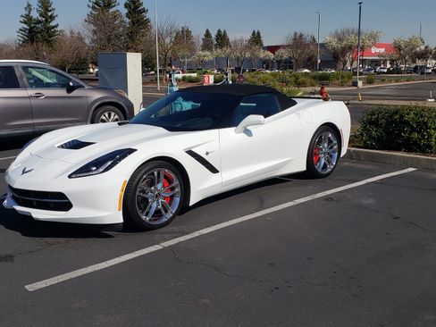 Used 2014 Chevrolet Corvette Stingray Convertible w/ 3LT Preferred Equipment Group image 8