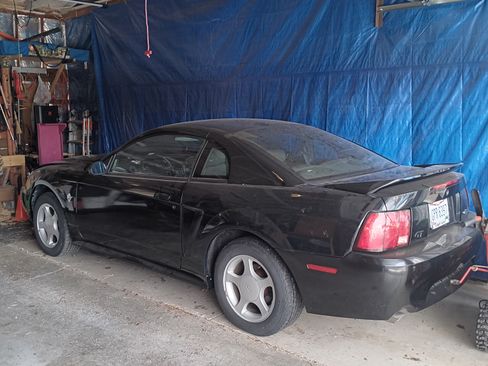 Used 1999 Ford Mustang GT image 1