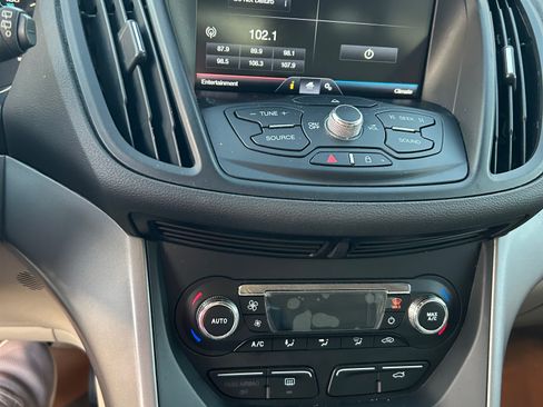 Used 2014 Ford Escape SE w/ Equipment Group 201A image 15