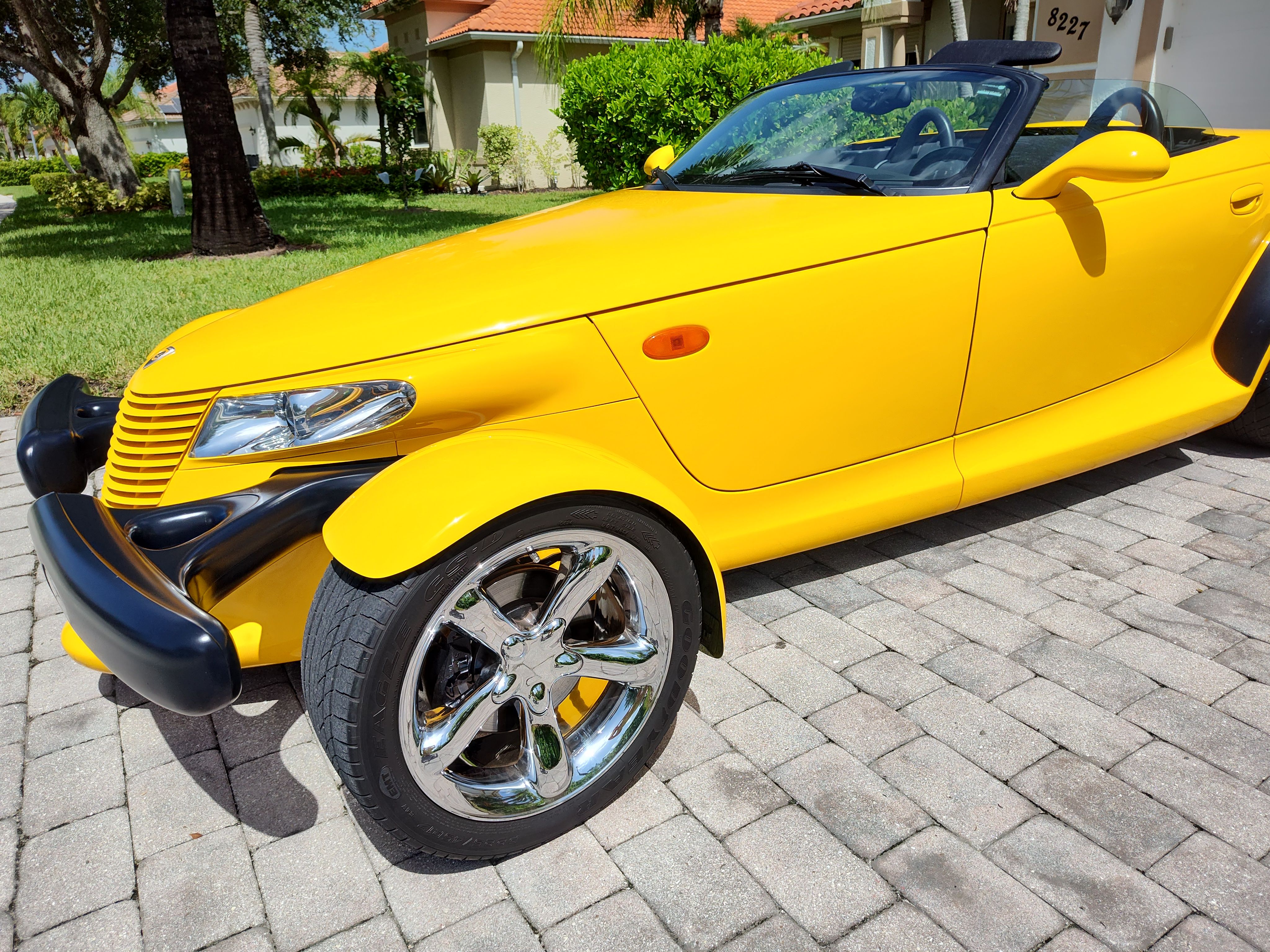 Used 2000 Plymouth Prowler RWD image 4