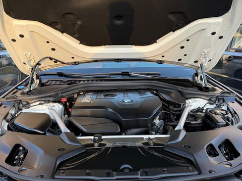 Used 2019 BMW 530i w/ Convenience Package image 29