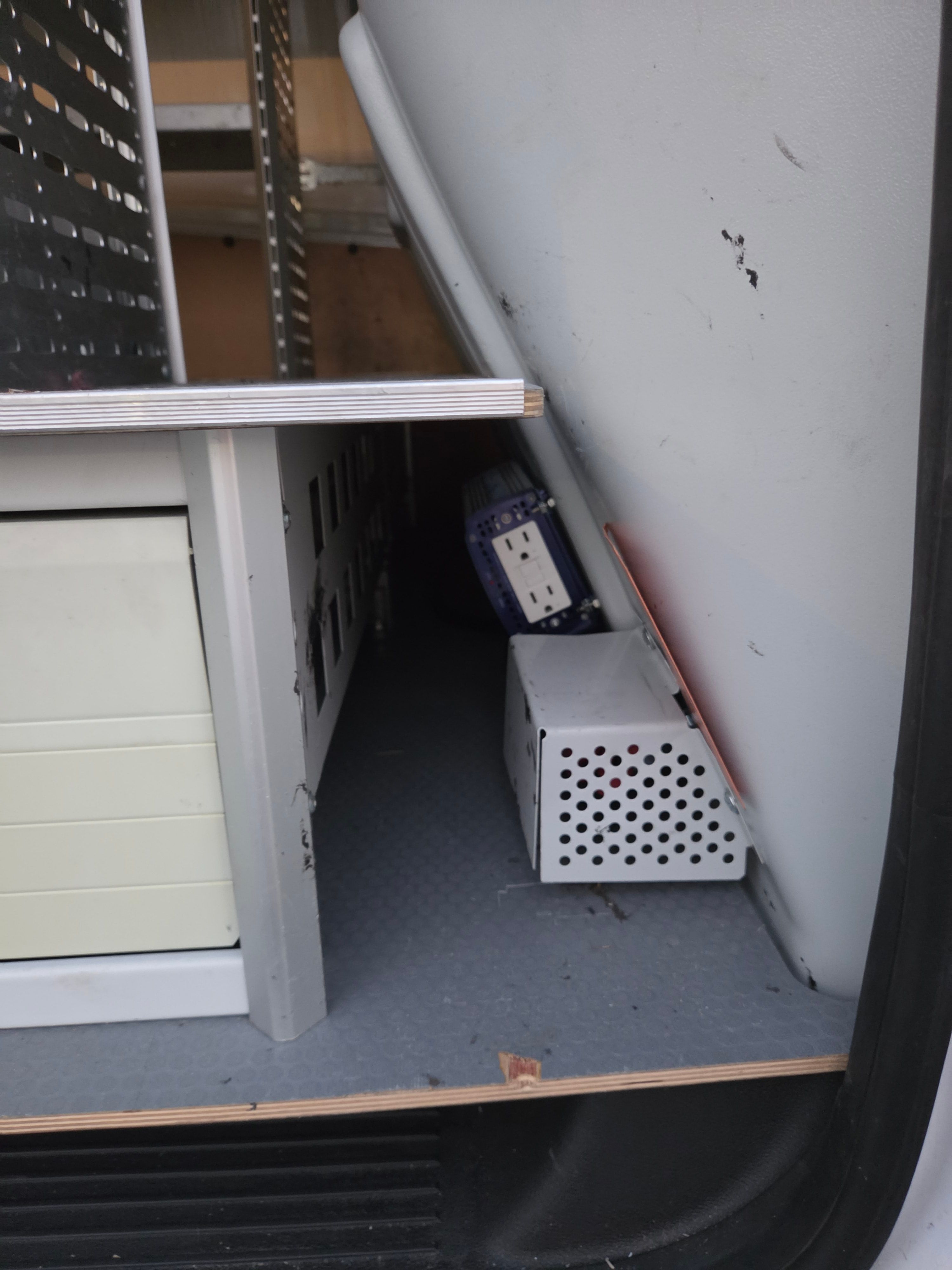Used 2015 Ford Transit Connect XL FWD image 20