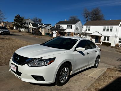 Used 2016 Nissan Altima 2.5 S w/ Power Driver Seat Package