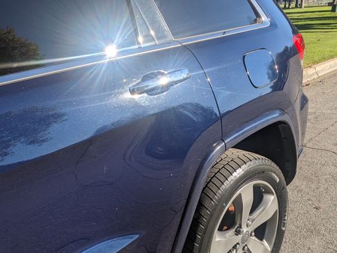 Used 2014 Jeep Grand Cherokee Overland image 5