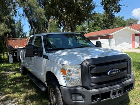 Used 2014 Ford F250 XL image 13