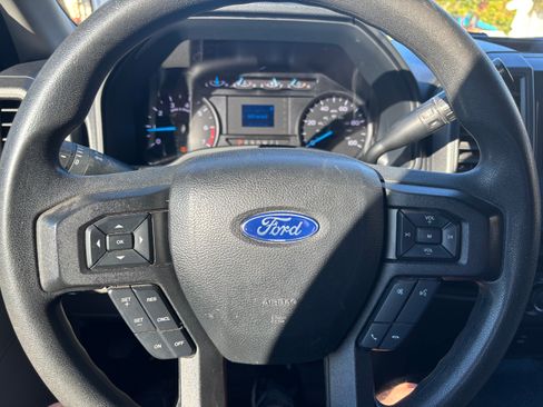 Used 2019 Ford F250 XL w/ Power Equipment Group image 18