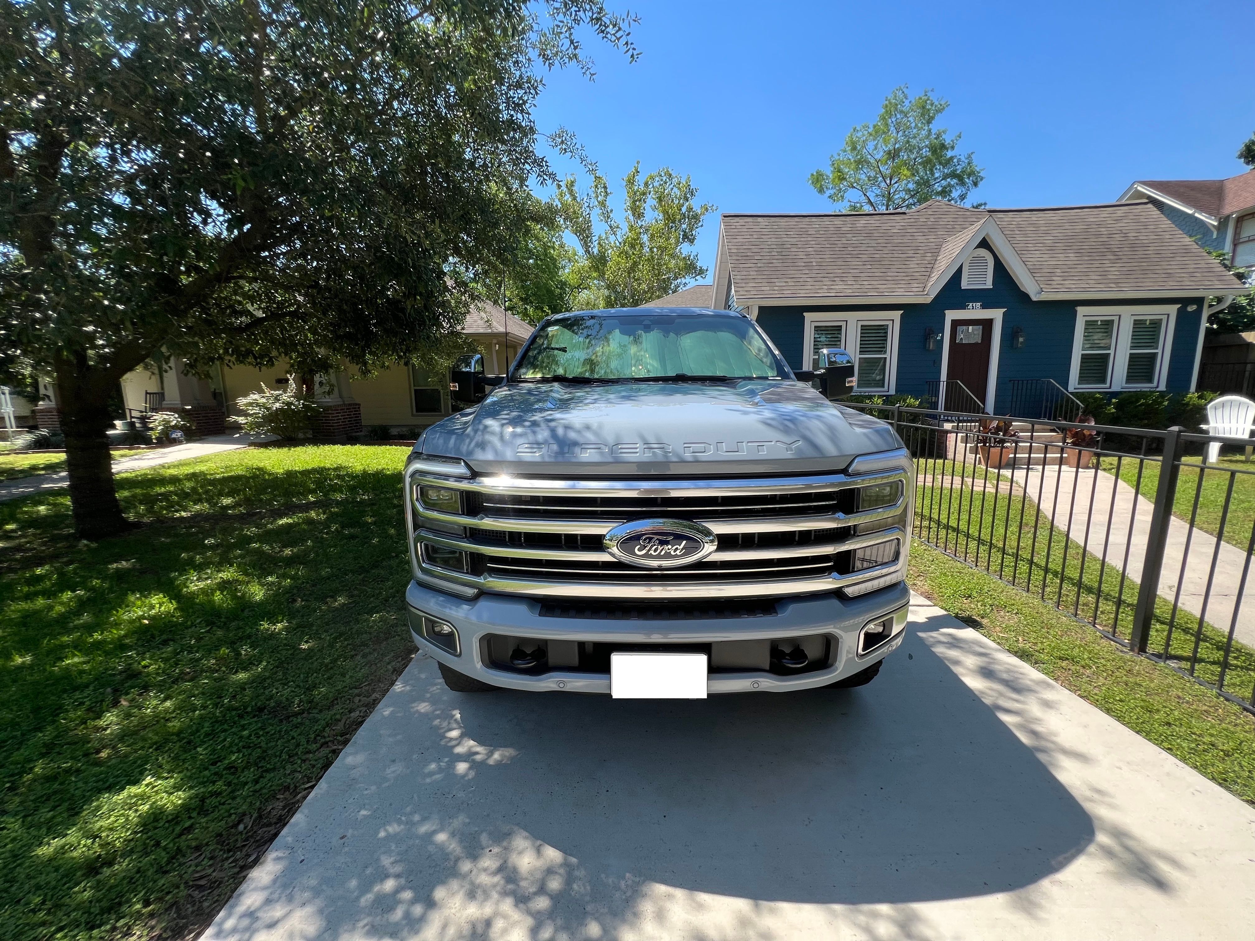 Used 2025 Ford F250 Platinum w/ Platinum Plus Package AWD/4WD image 14