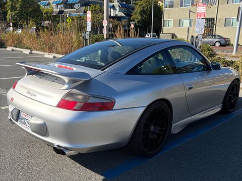 Used 2003 Porsche 911 Targa RWD image 4
