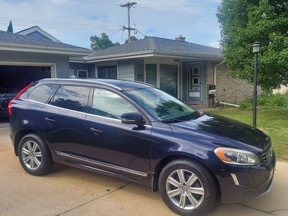 Used 2016 Volvo XC60 T6 Platinum w/ Protection Package