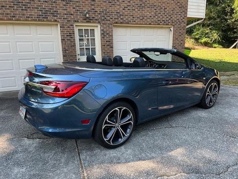 Used 2016 Buick Cascada Premium image 4