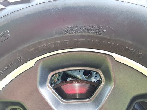 Used 2022 Jeep Gladiator Rubicon w/ Dual Top Group image 11